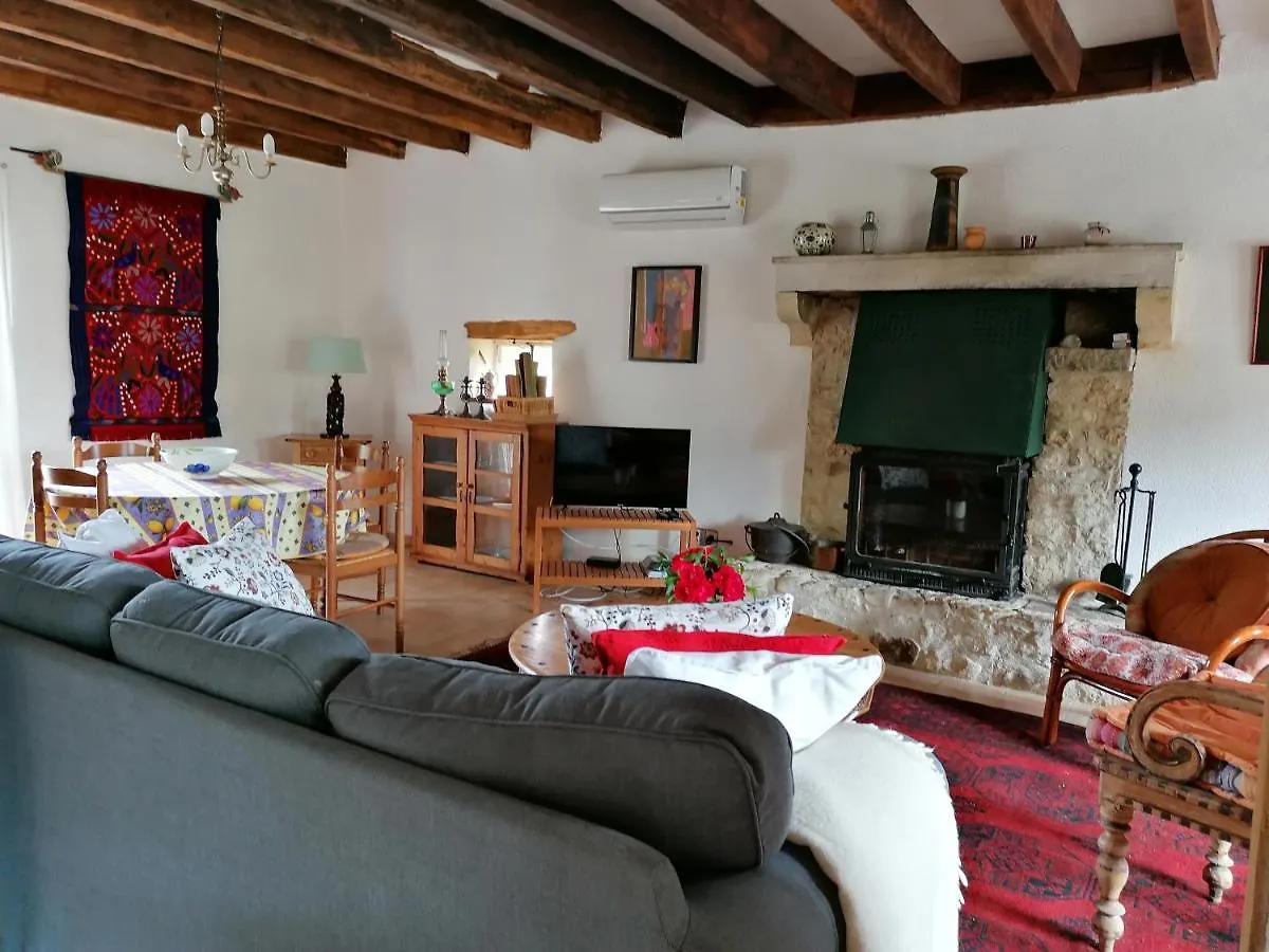 Les Houlins Villa Pouzy-Mesangy France